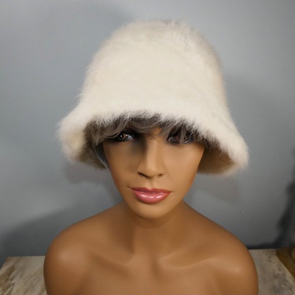 Fabulous! Fun Stylish Fashionable Faux Fur Bucket Hat Ivory - Picture 8 of 11